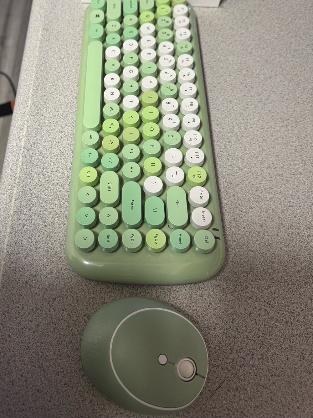 Wireless Retro Round-Key Keyboard and Mouse Set - Mint Green
